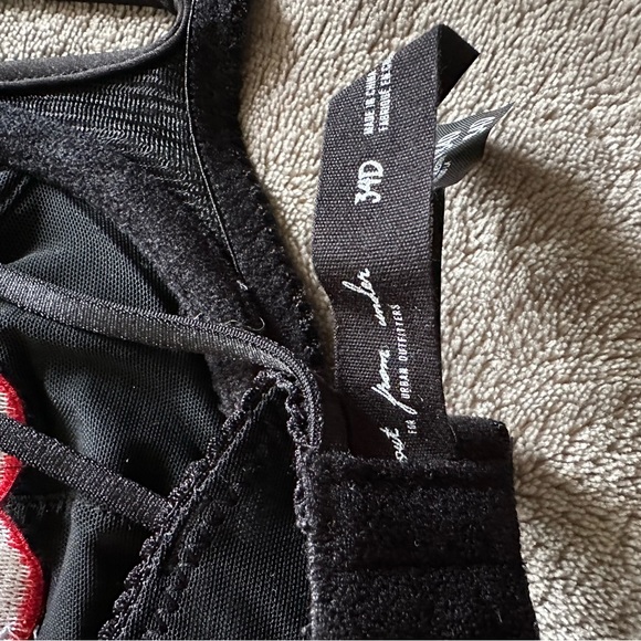 Urban outfitters sheer cherries bra size 34D - Picture 2 of 2